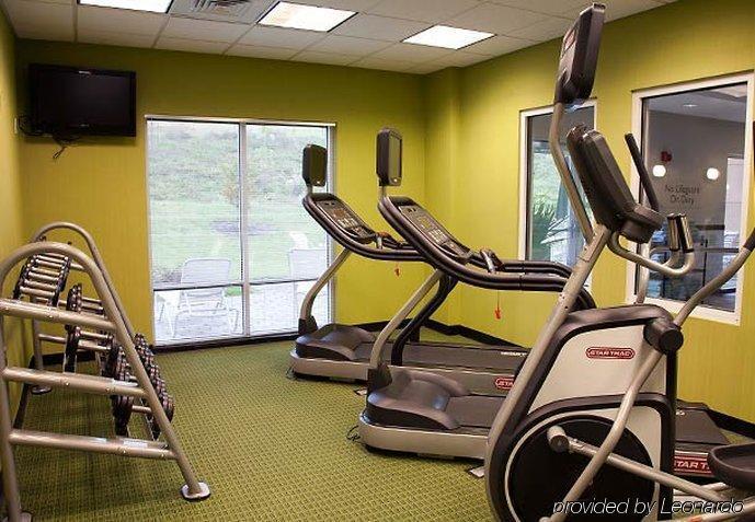 Fairfield Inn&Suites Bedford Einrichtungen foto